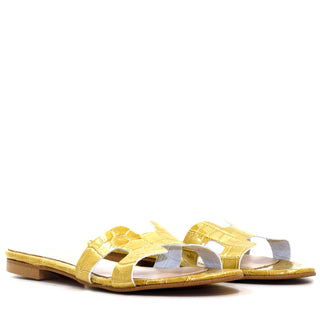 SANDALIA ANNETTA EN PIEL COCO CHAROL AMARILLO