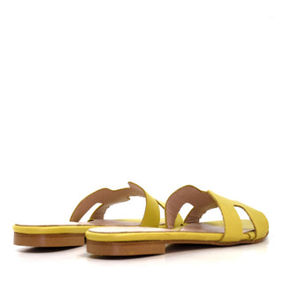 SANDALIA ANNETTA EN PIEL NAPA AMARILLO