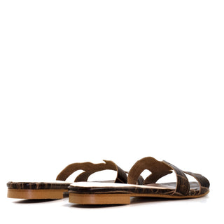 SANDALIA ANNETTA EN PIEL COCO CHAROL MARRON